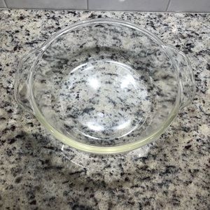 vintage glass Fire King 1.5 quart casserole baking dish